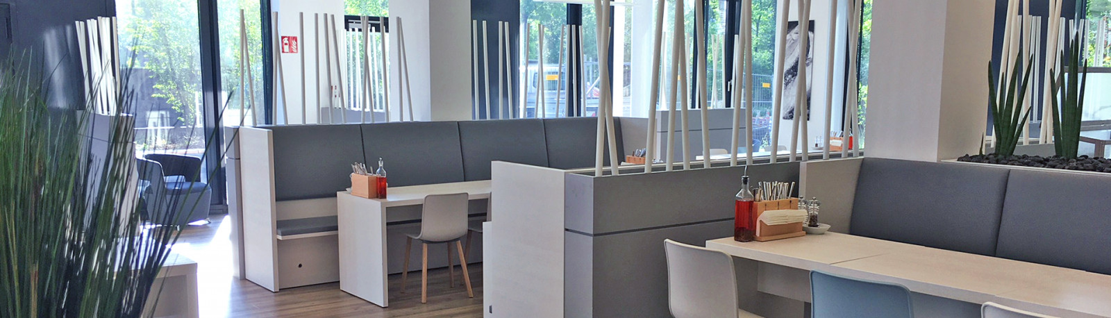 FPS header bgastro oeffentliche restaurants helloteria