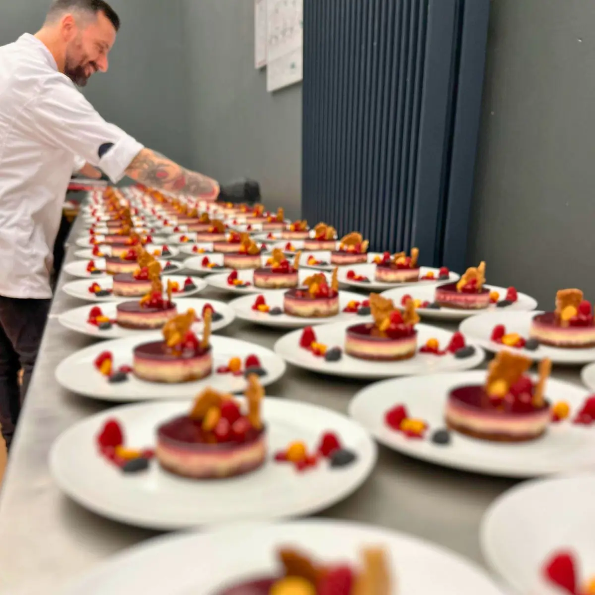 dessert lineup beerentoertchen catering vorbereitung mobile