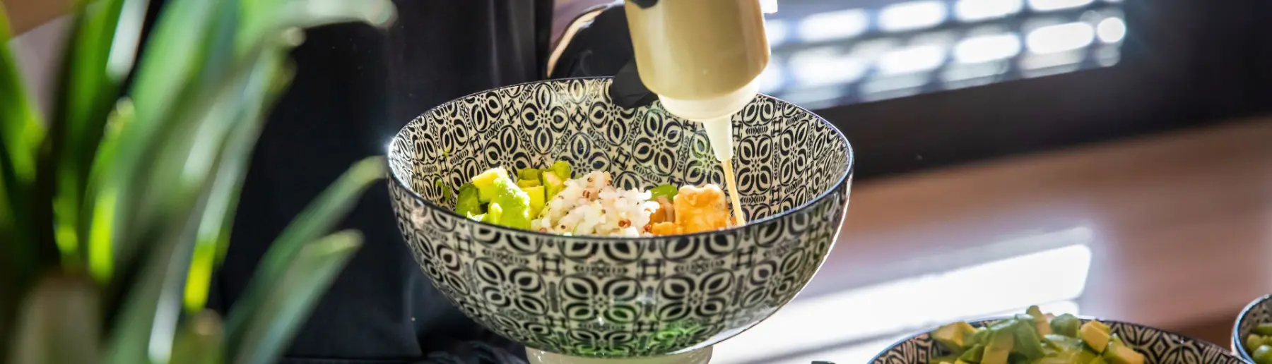 fps catering pokebowl live station mit sauce