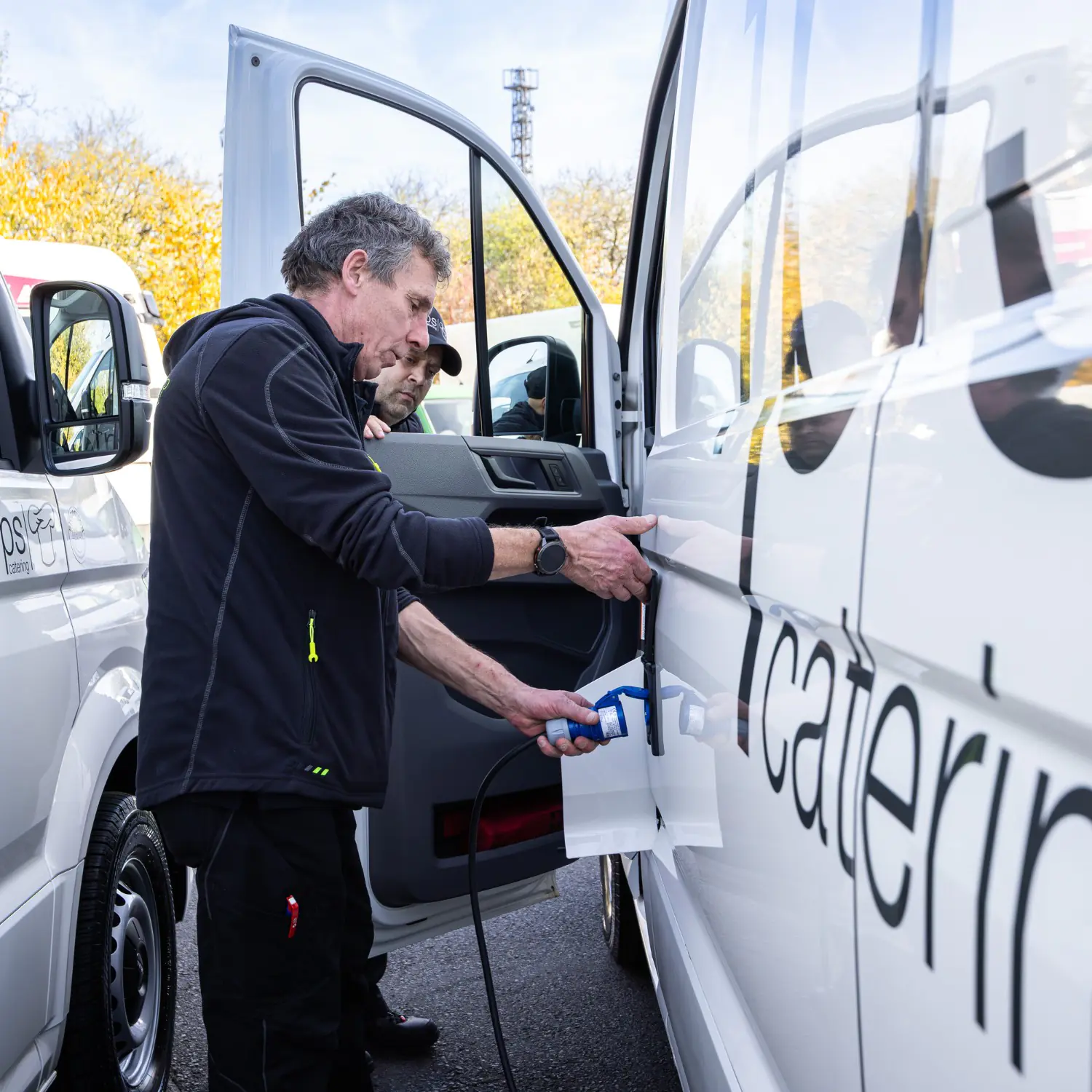 fps catering fahrer beschriftung fahrzeug.jpg